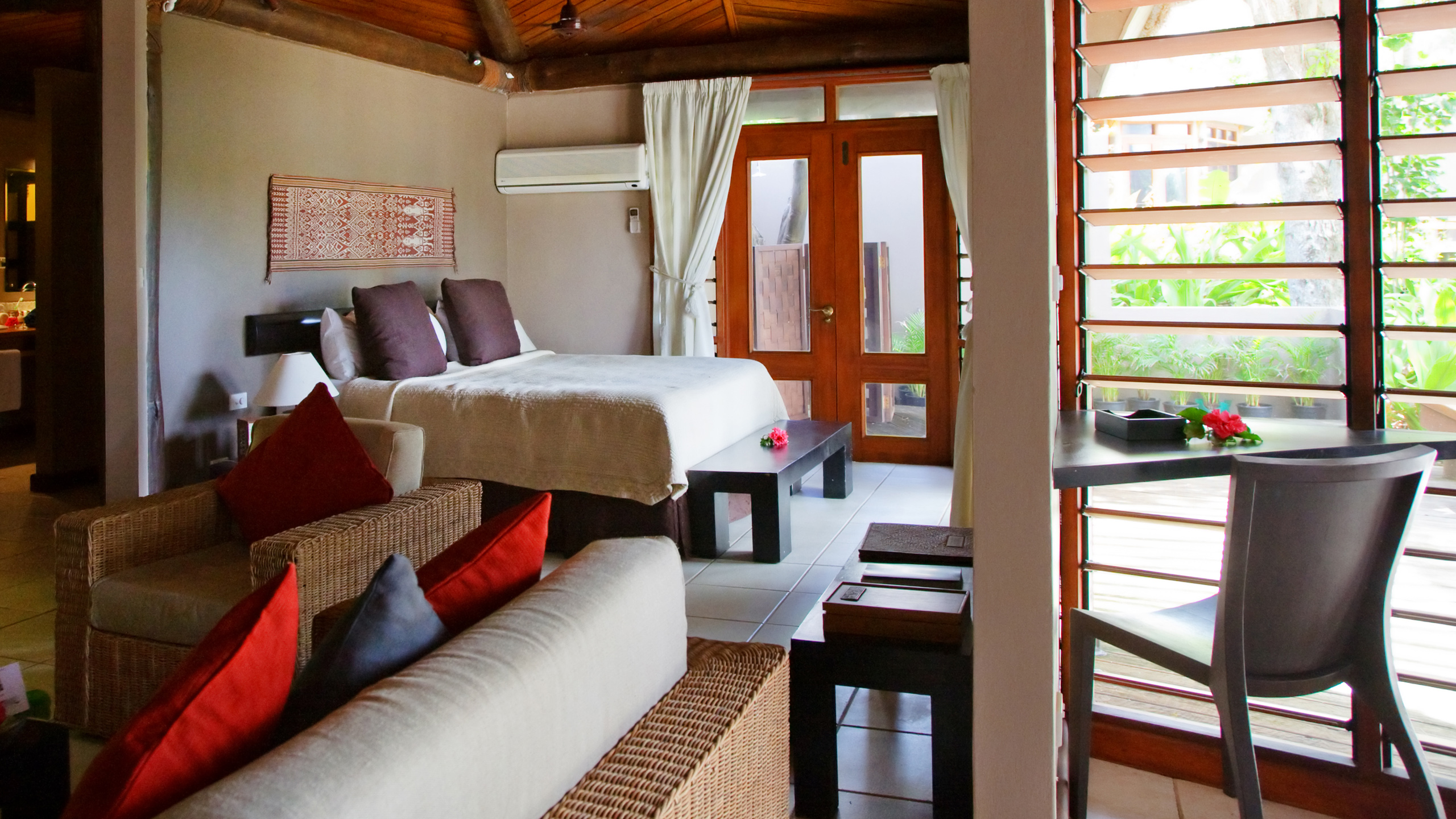 yasawa-island-bedroom