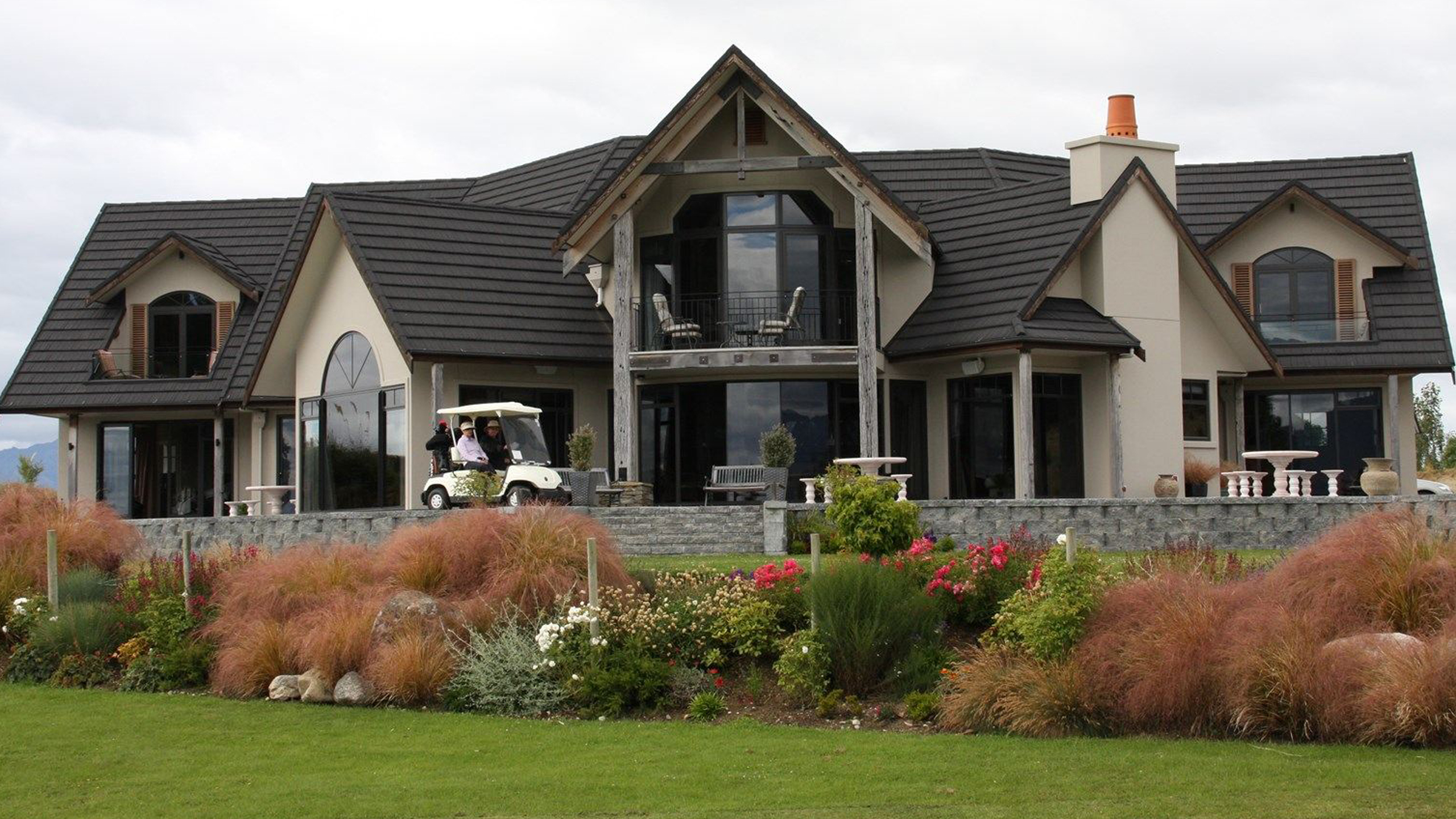 Dock Bay Lodge