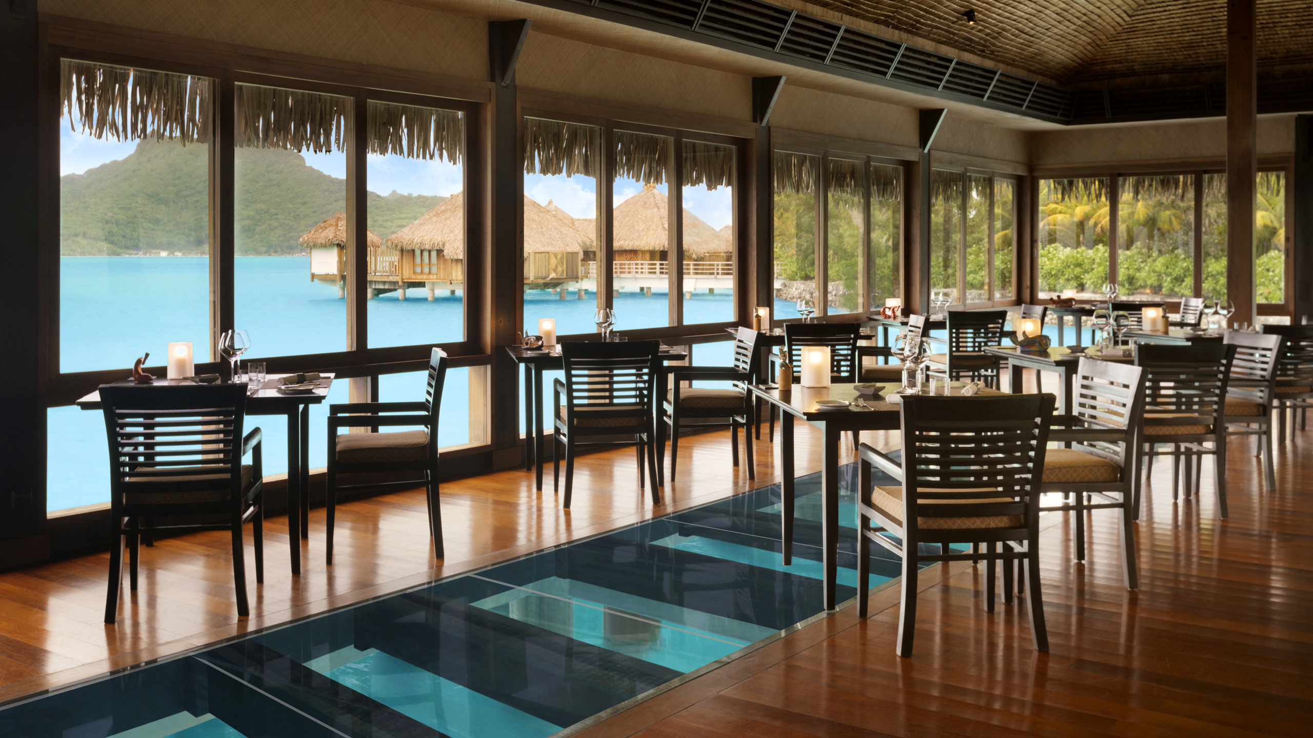 st-regis-bora-bora-restaurant