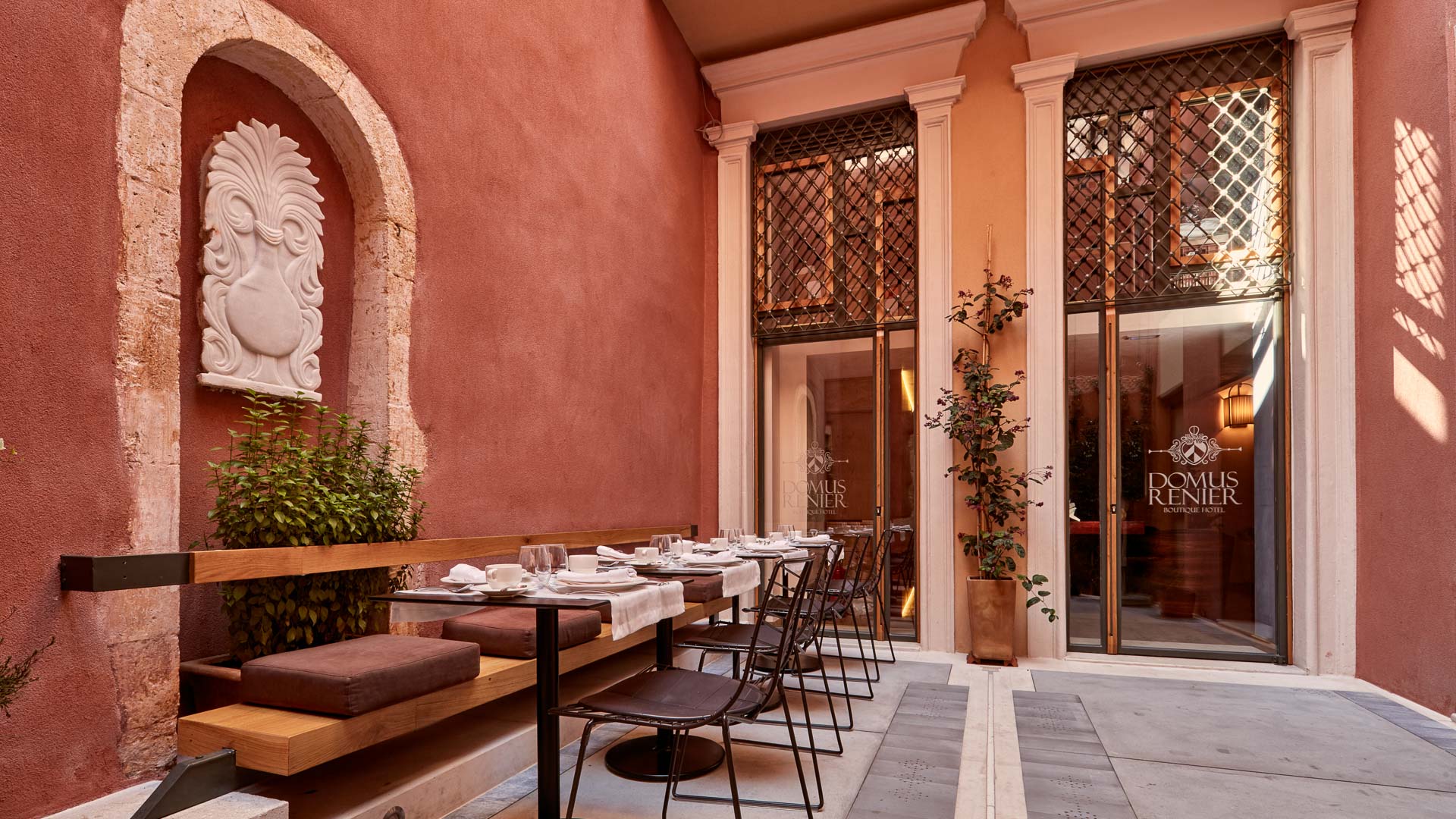 Domus Renier Boutique Hotel
