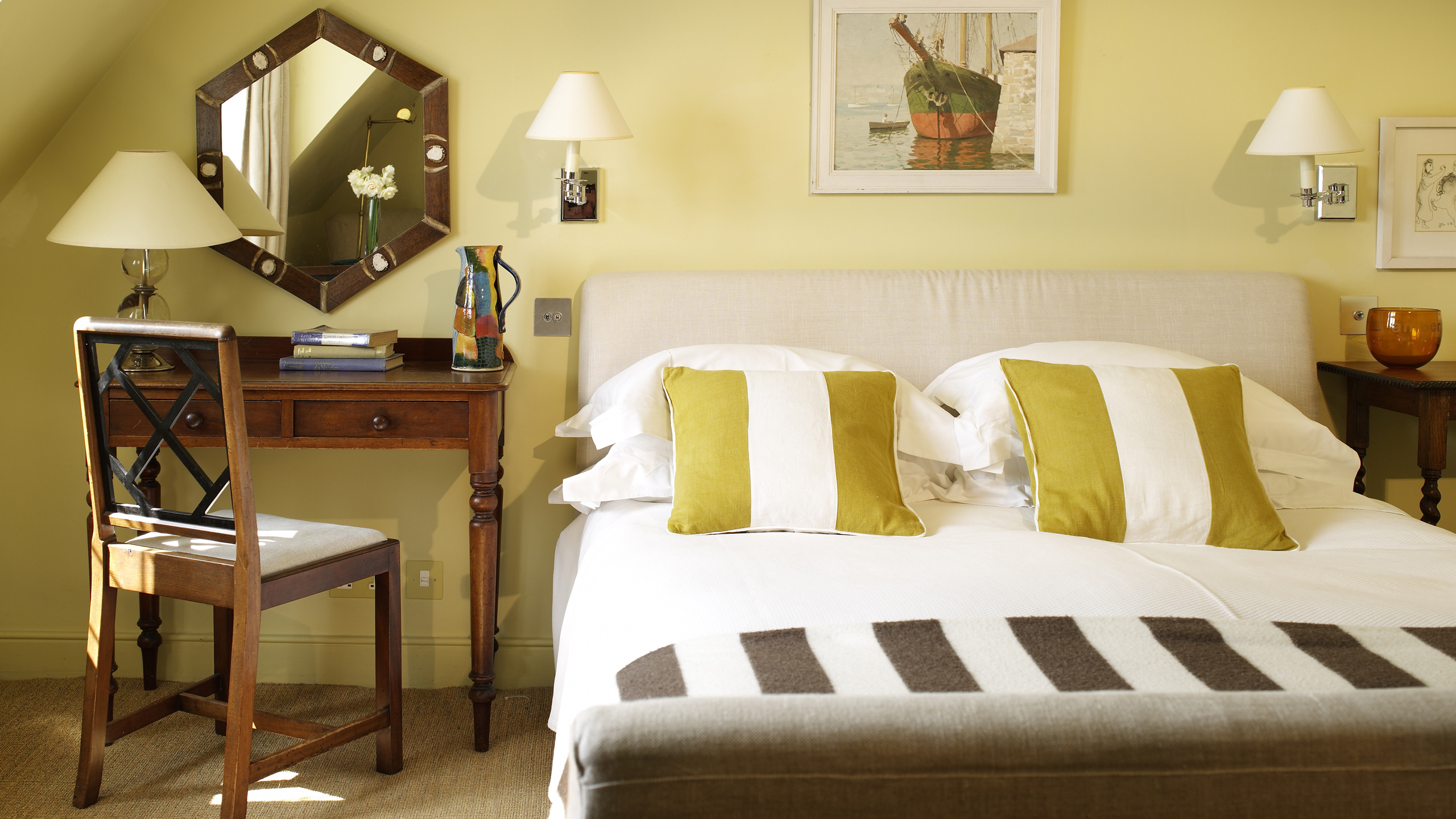 tresanton-hotel-bedroom