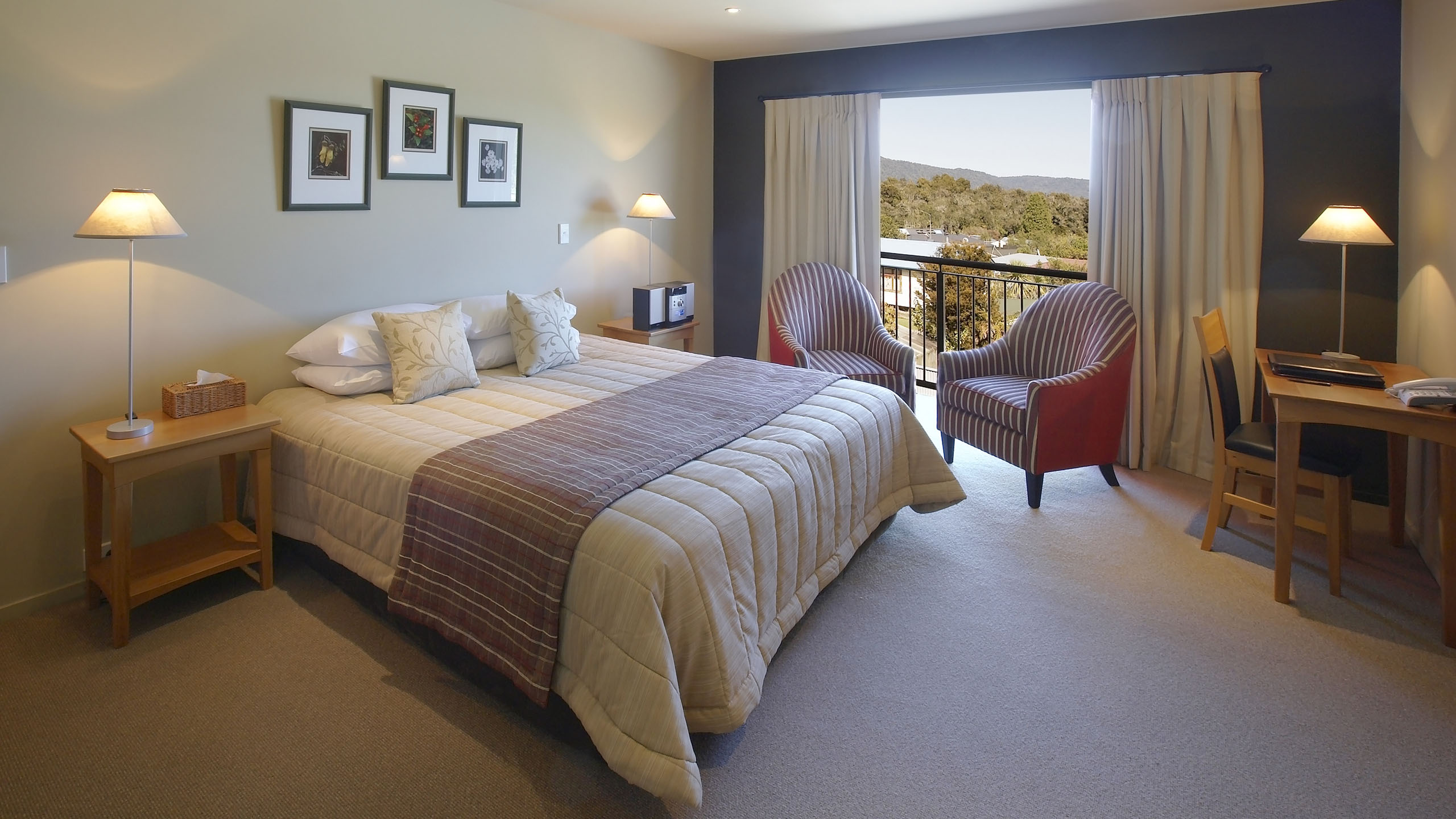 Distinction Hotel Fox Glacier Te Weheka