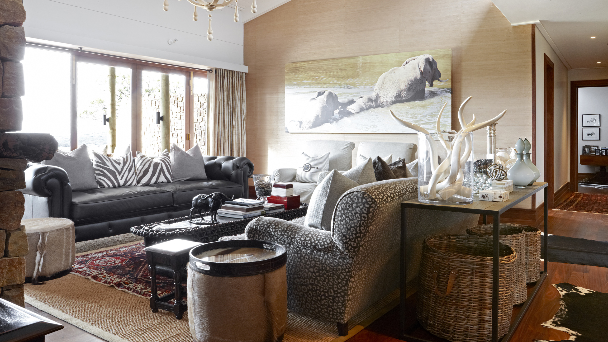 Kwandwe-Fort-House-lounge