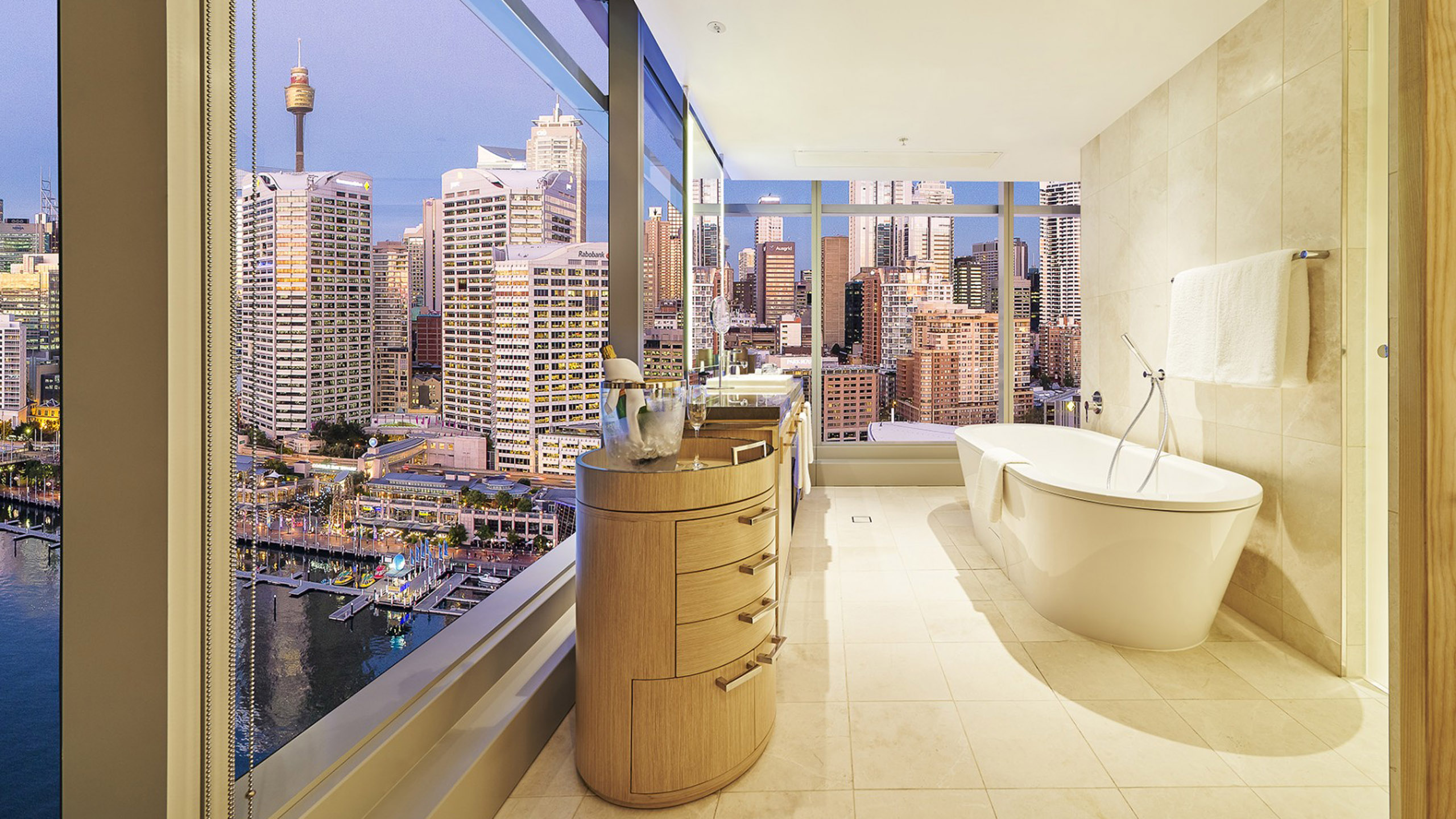 Sofitel Sydney Darling Harbour