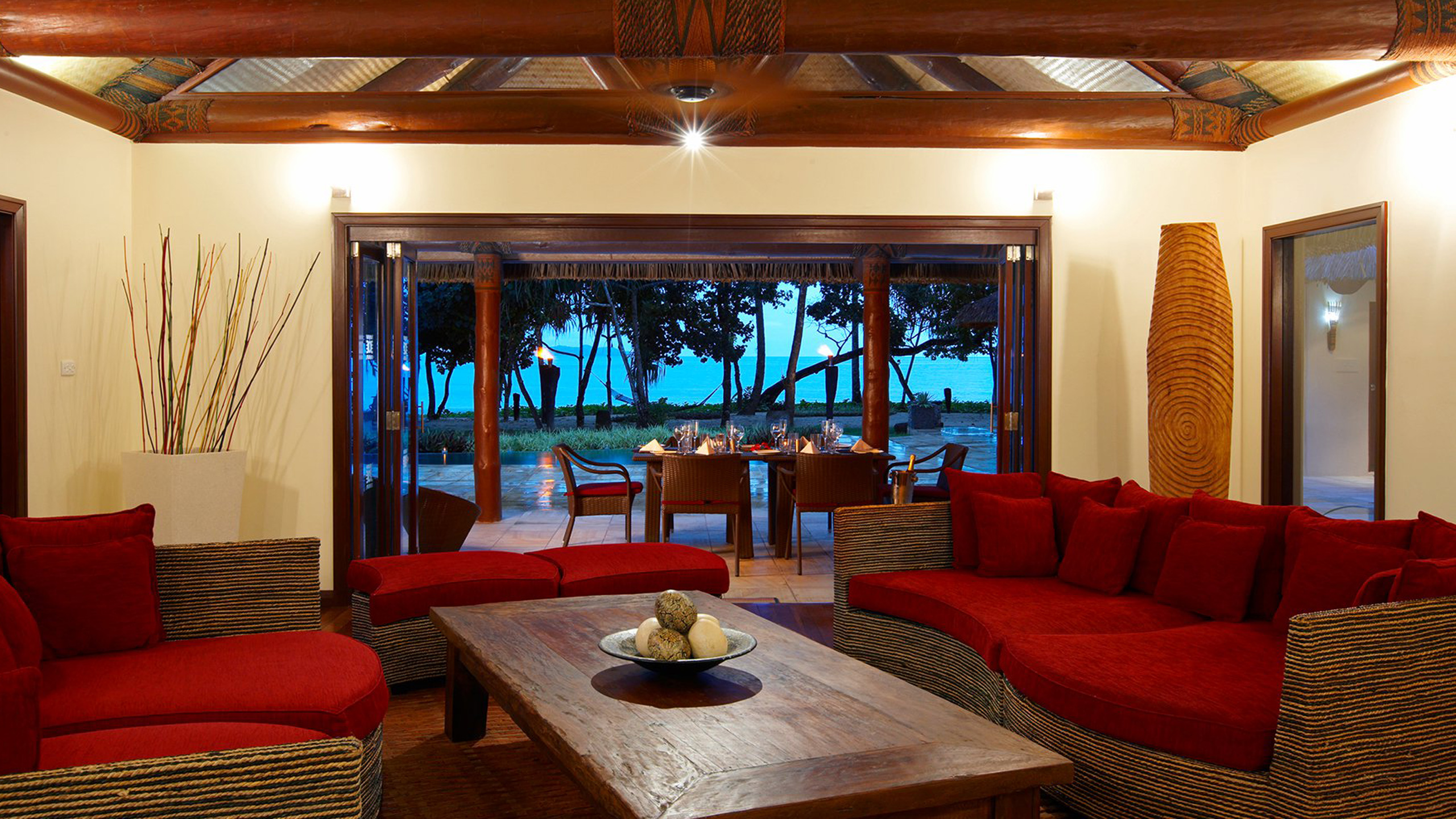 Nanuku Auberge Resort