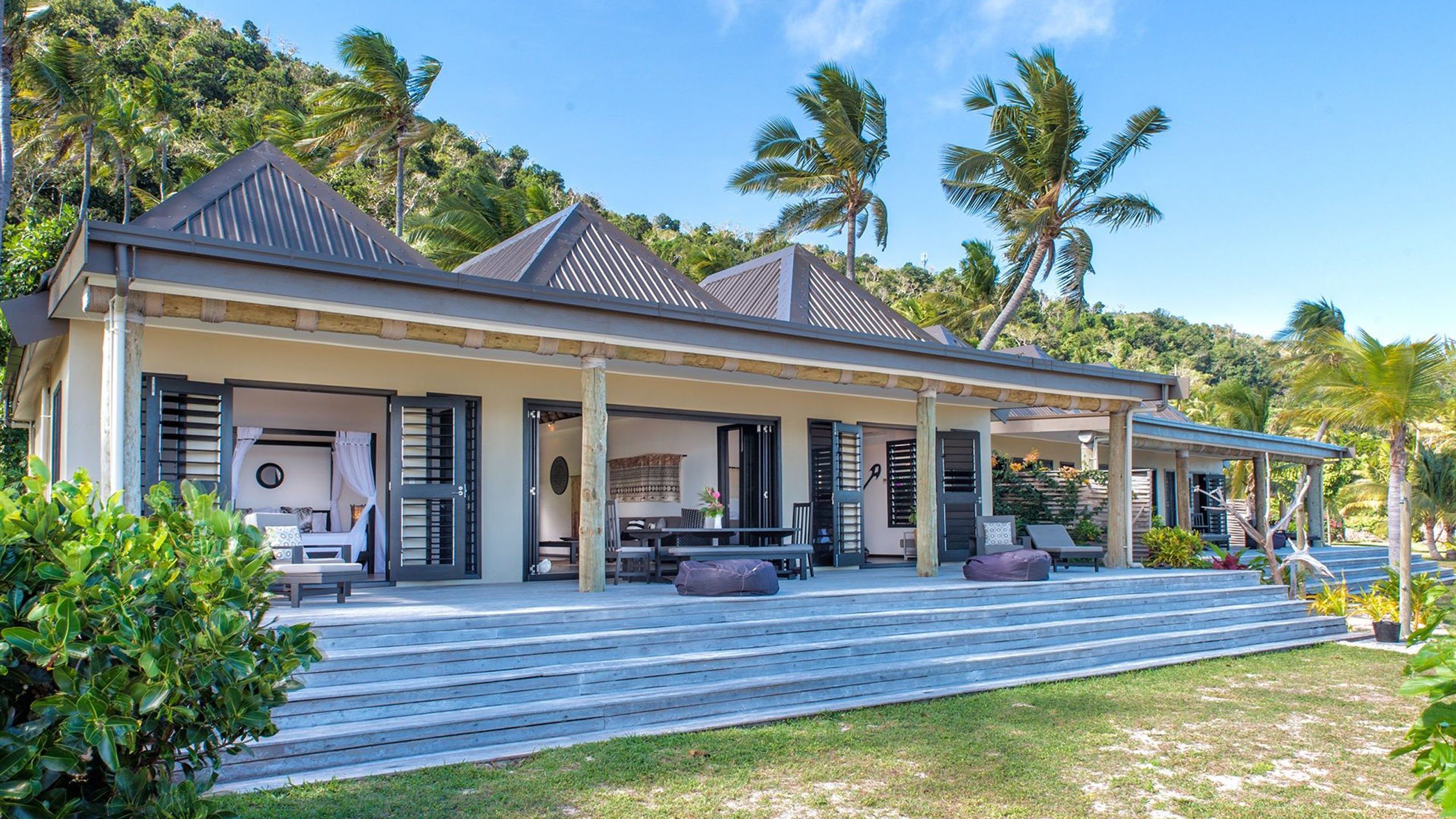 The Beach House at Paradise Cove