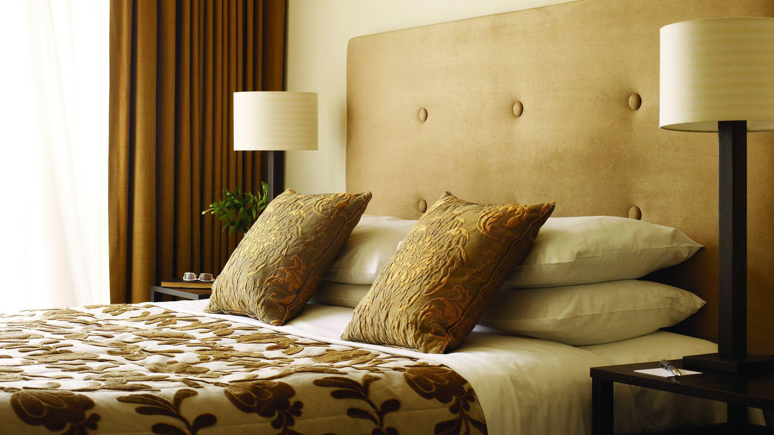 Lyall Hotel