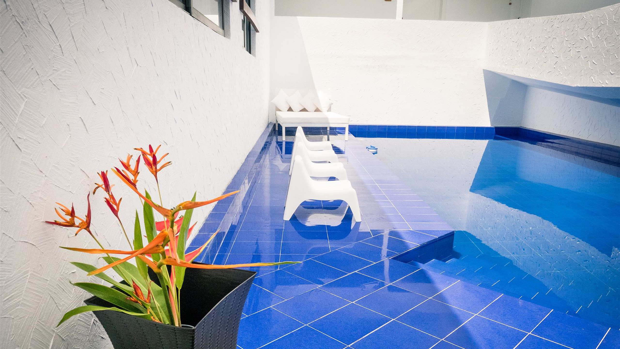 Golden Bay Hotel & Spa