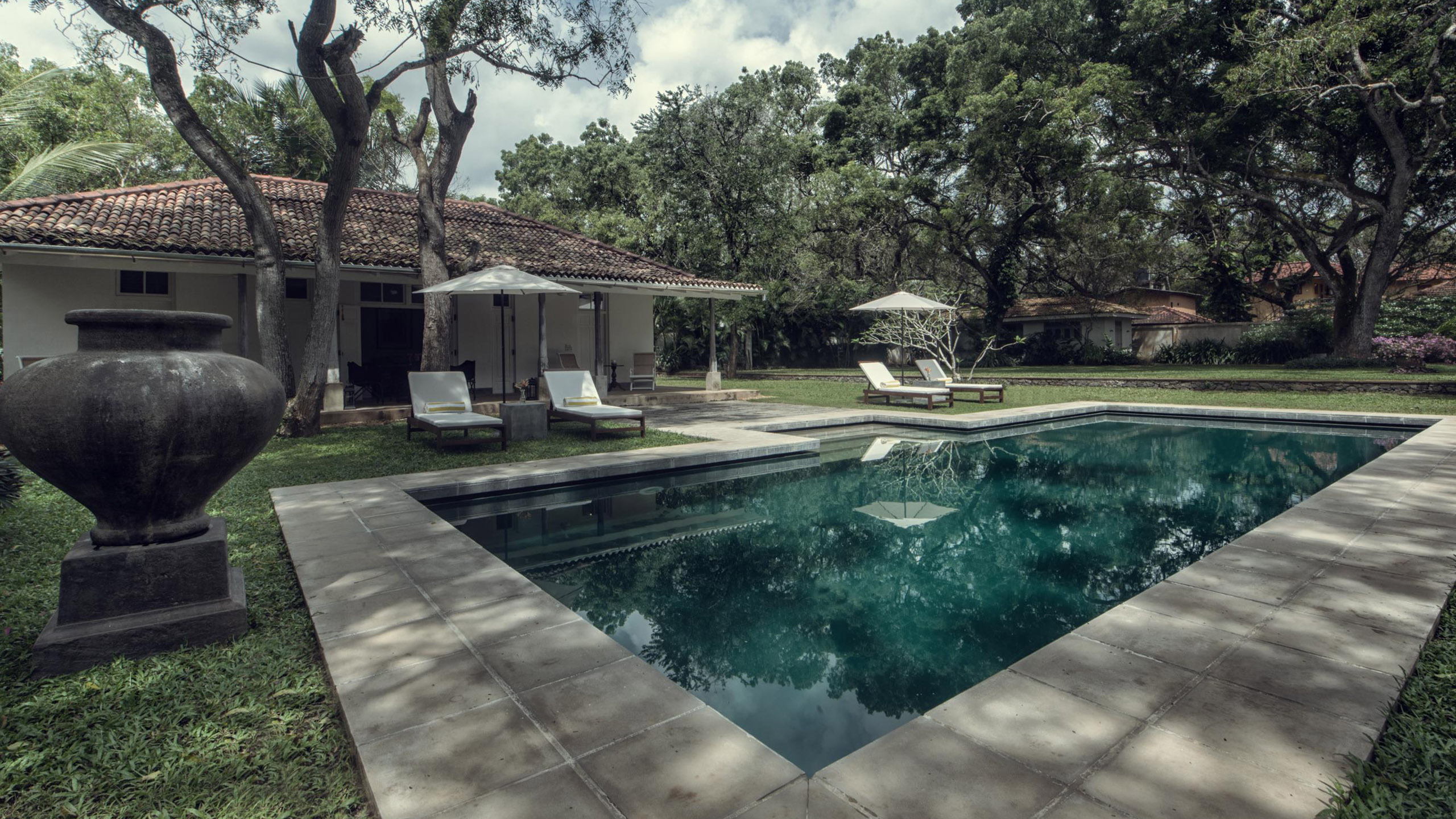 Taru Villas Mawella