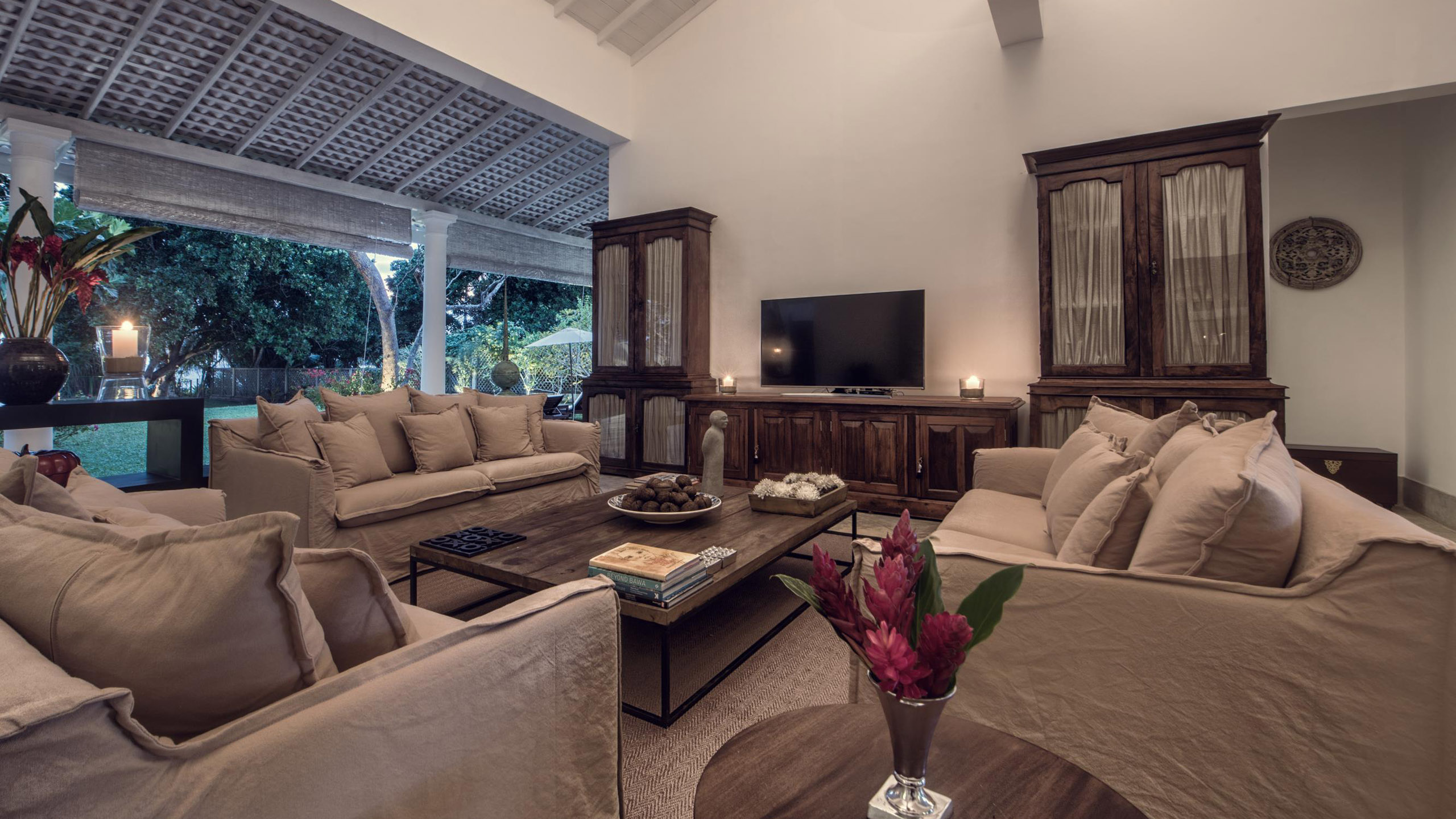 Taru Villas Mawella