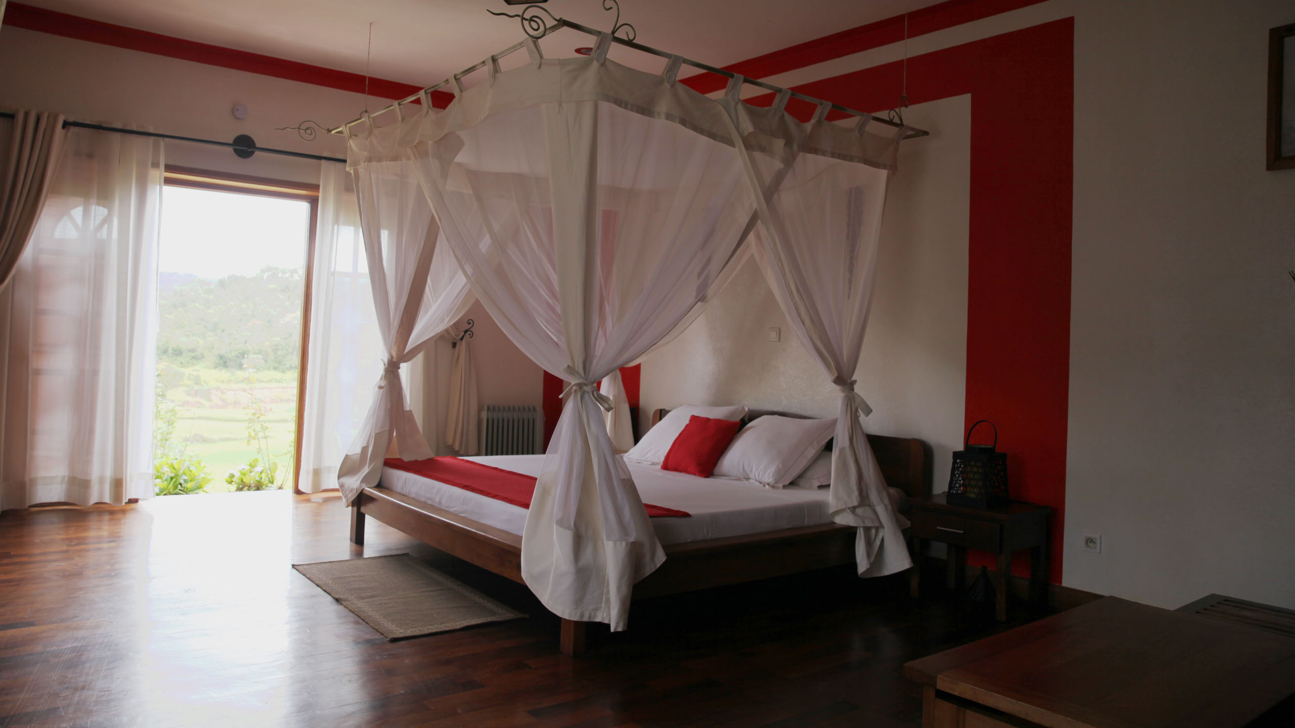 Andasibe Hotel