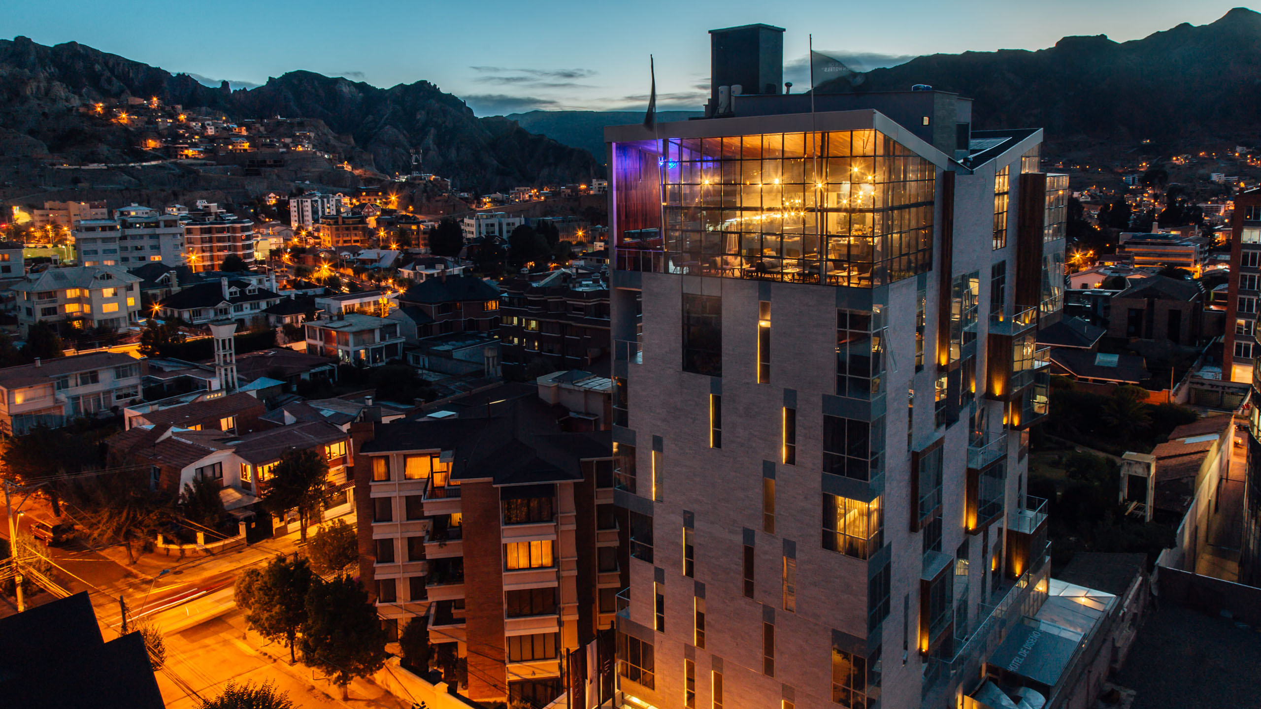 Atix Hotel