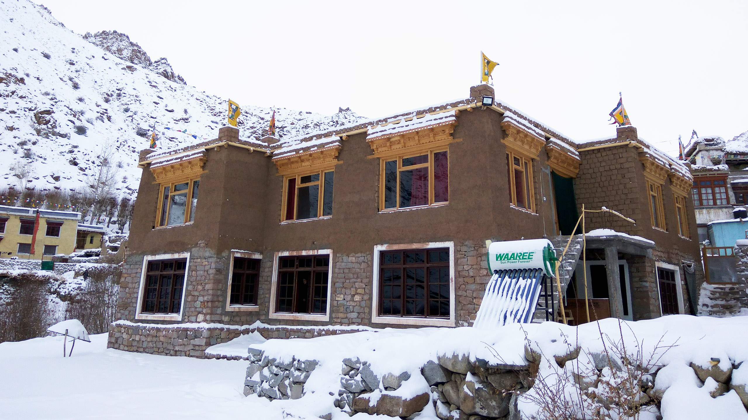 Snow Leopard Lodge
