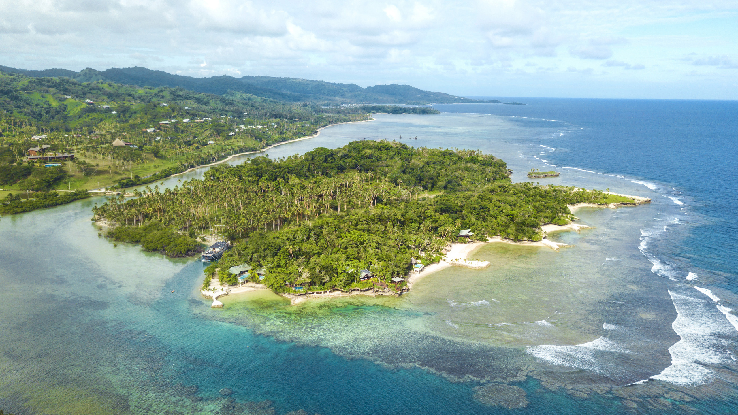 Savasi Island