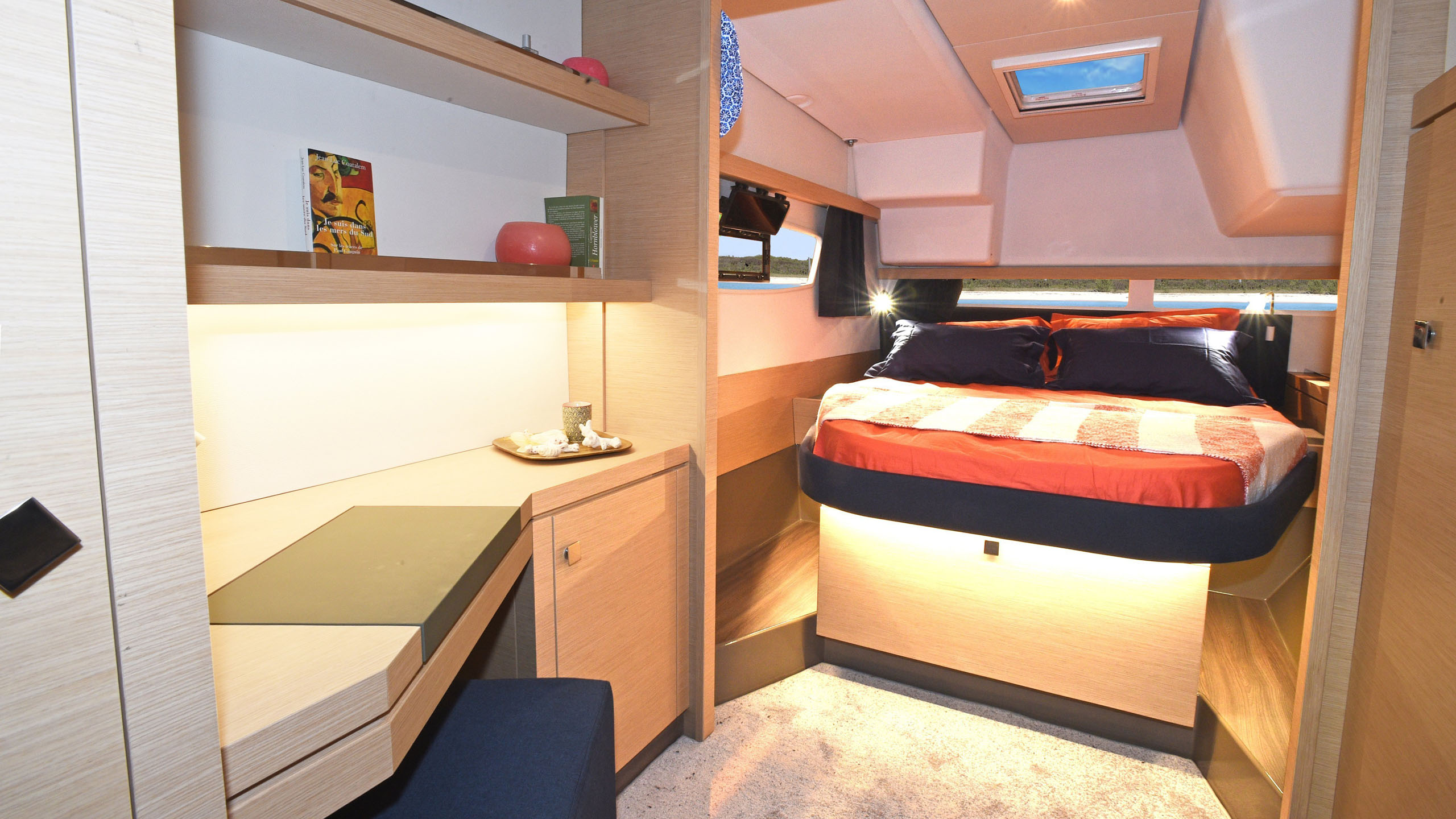 Lucia 40