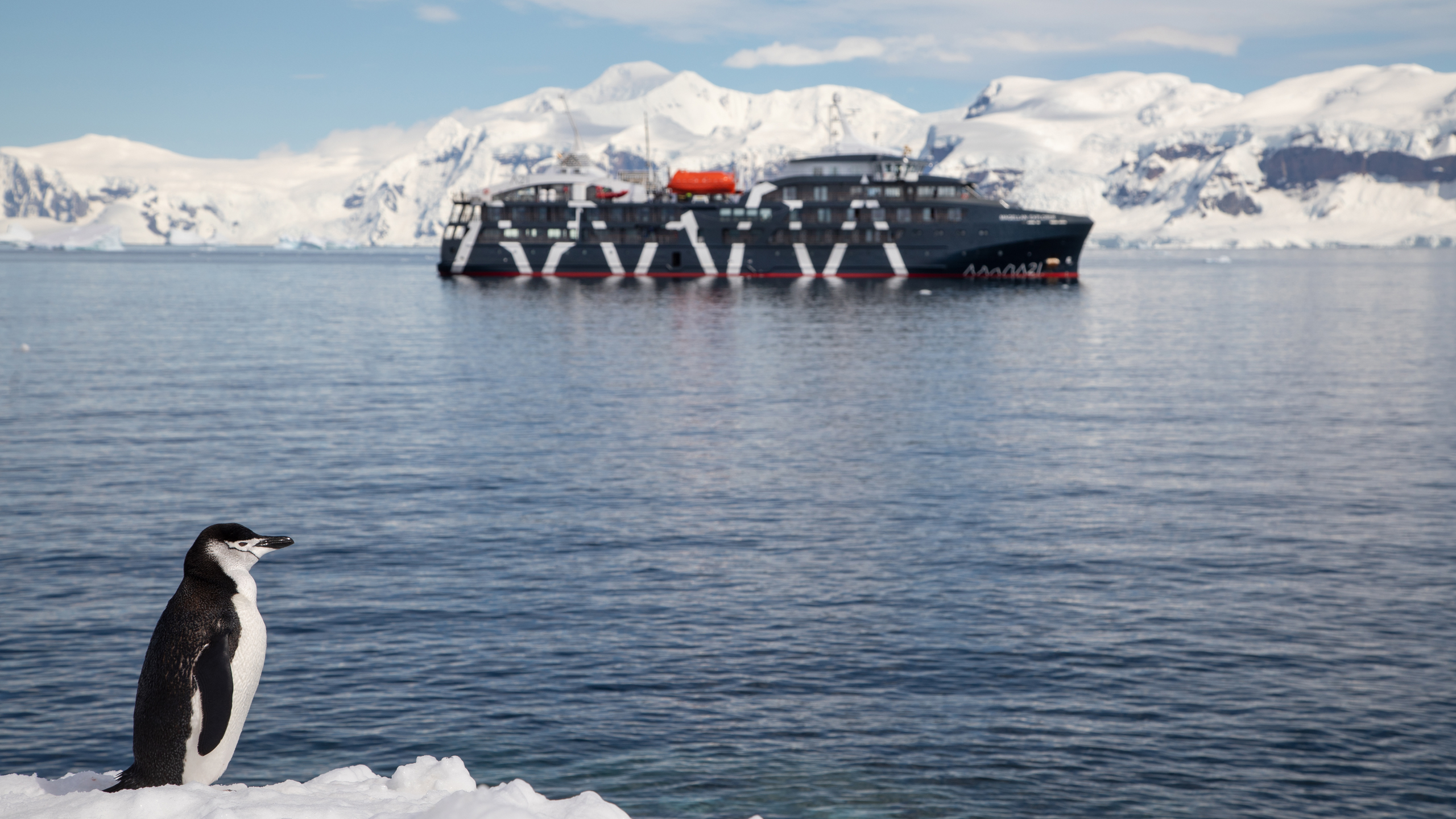 Antarctica21: Magellan Explorer