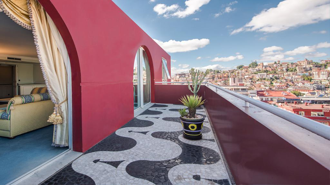 Colbert Hotel