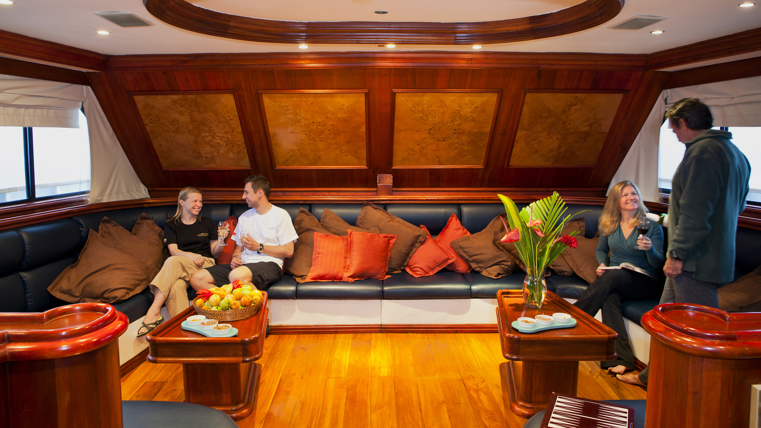 M/V Galapagos Sky