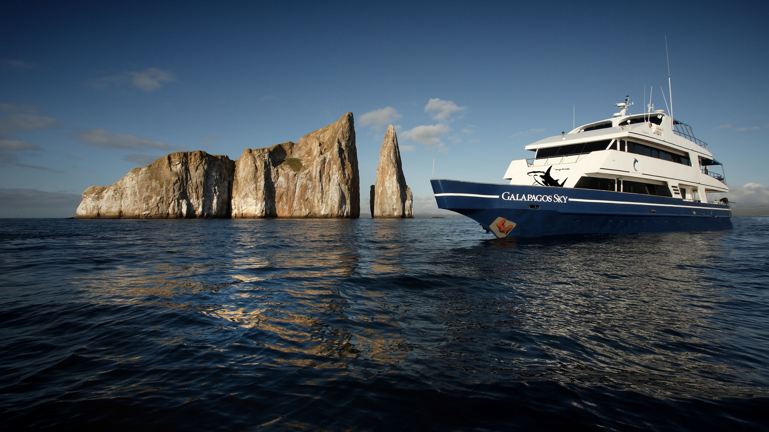 M/V Galapagos Sky