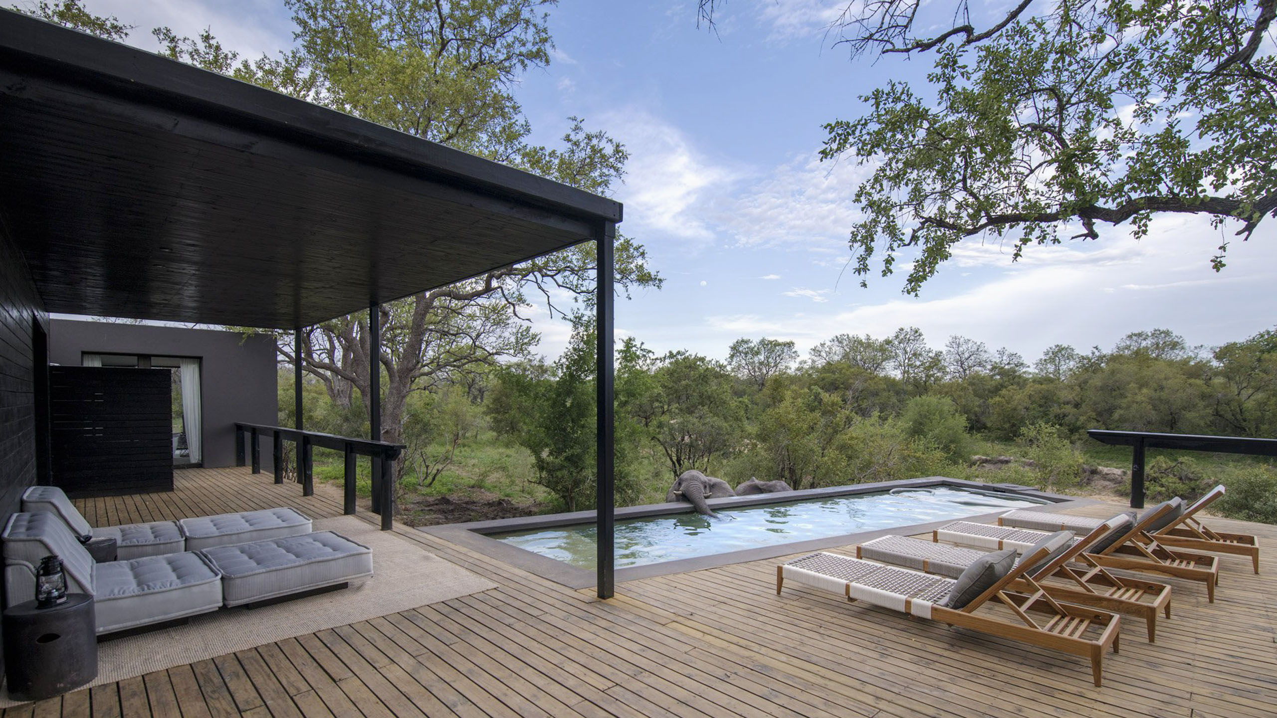 Silvan Safari Lodge