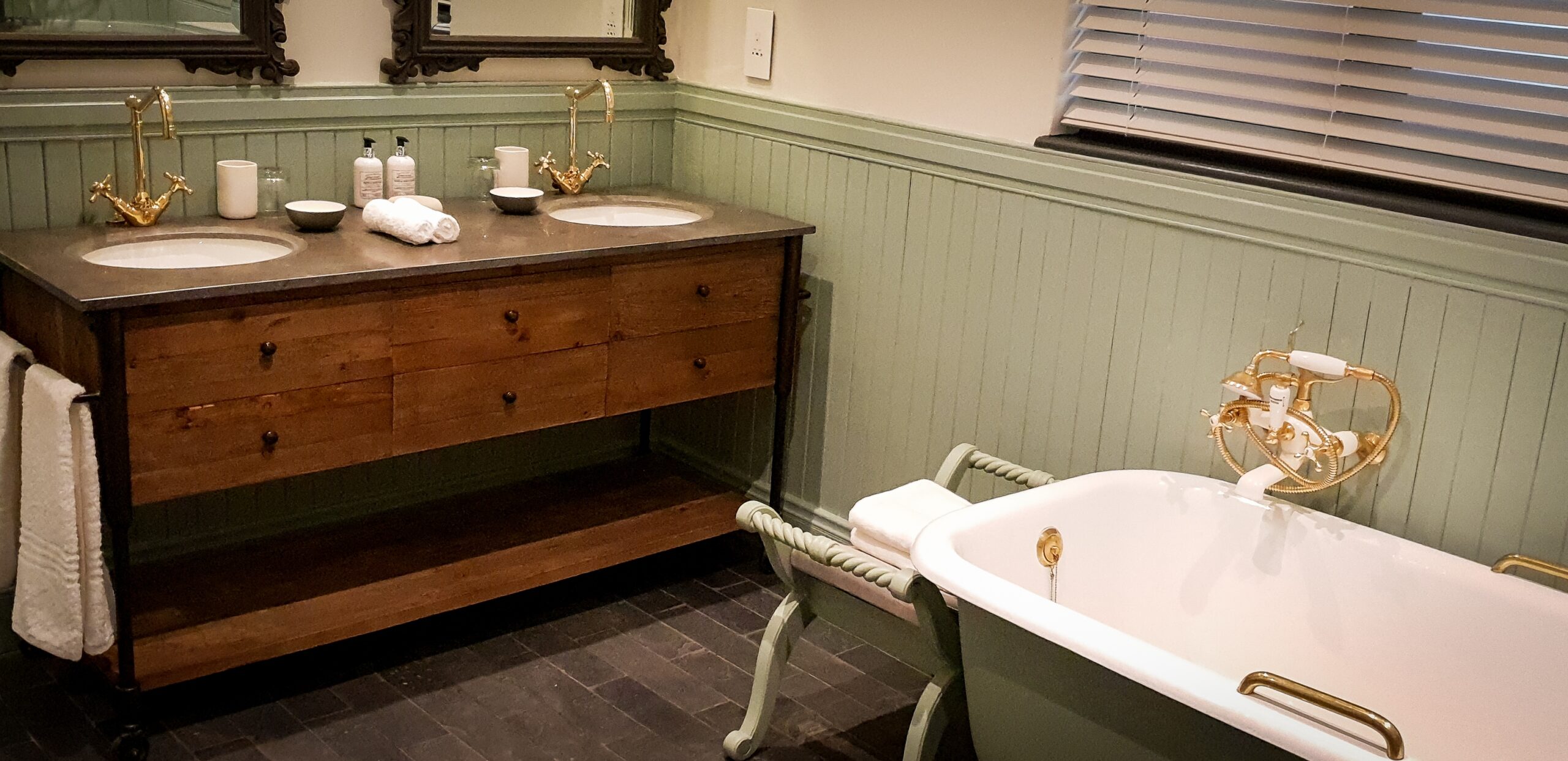 Stanley & Livingstone Boutique Hotel