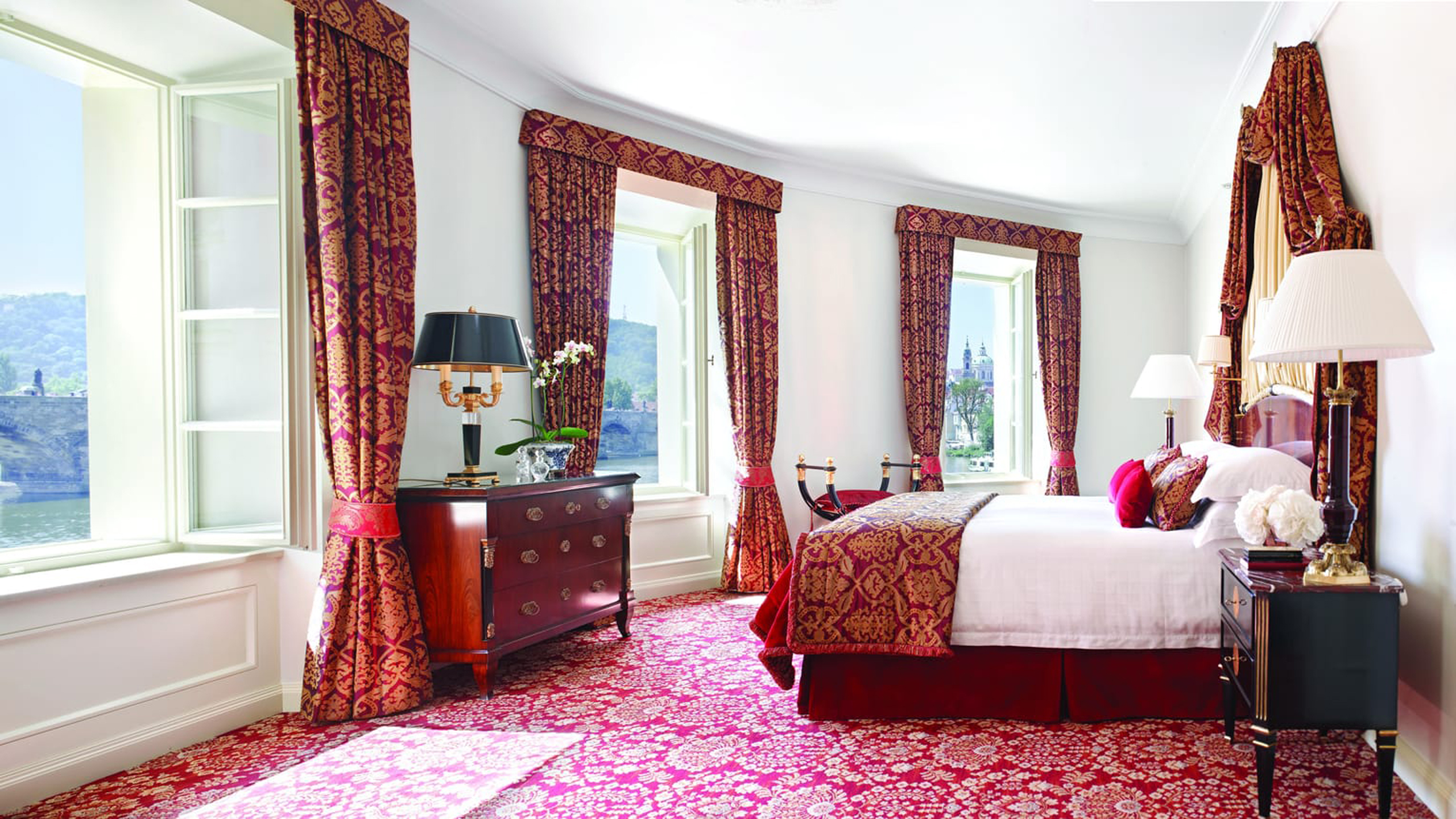 Four Seasons Prague