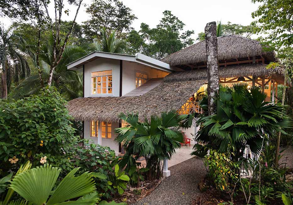 Hotel Aguas Claras