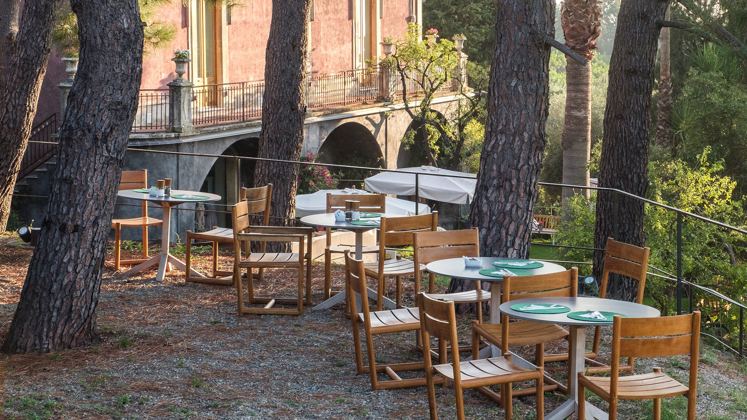 Monaci delle Terre Nere