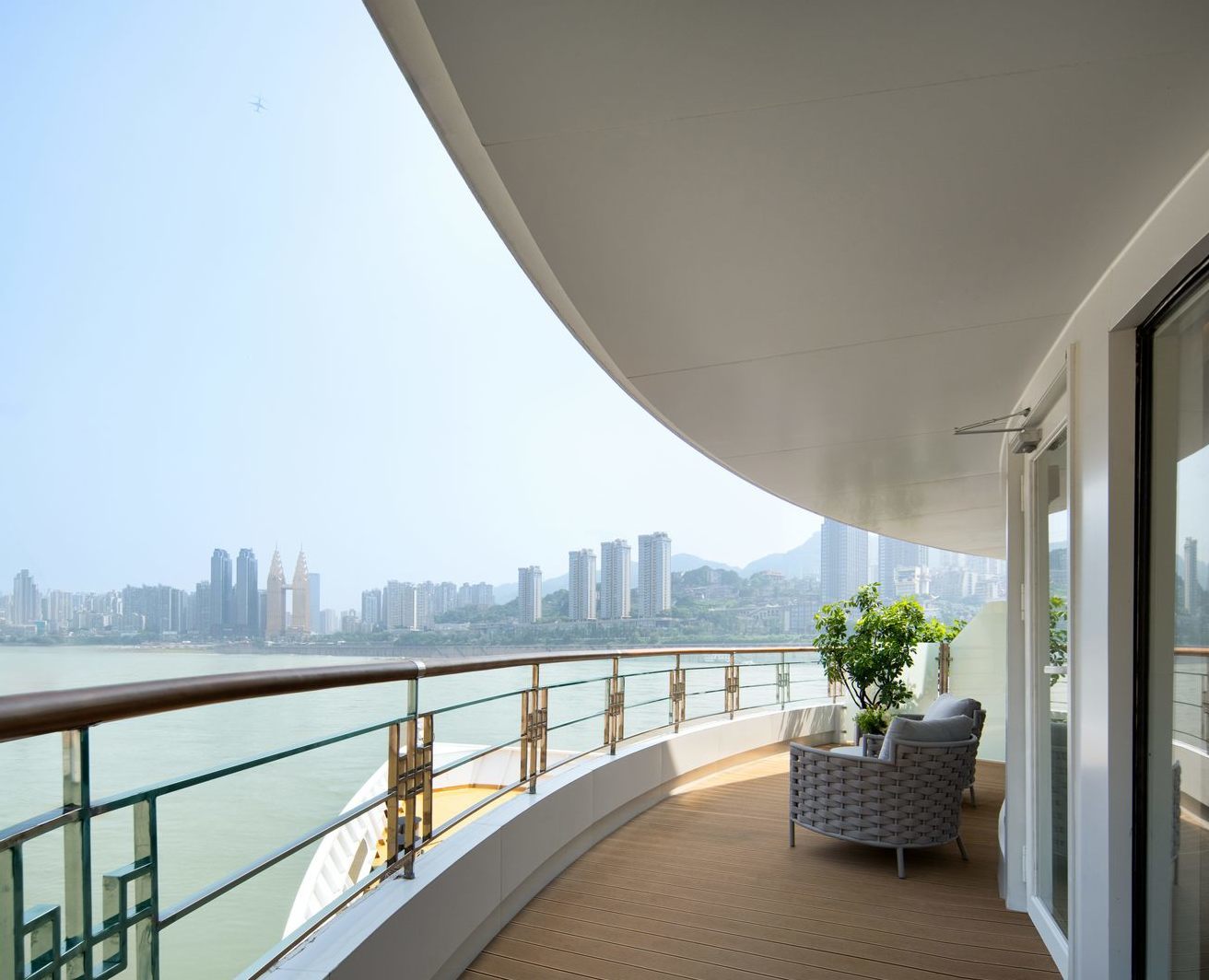 Yangzi Explorer