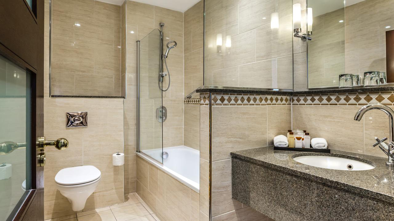Waldorf Astoria – The Caledonian