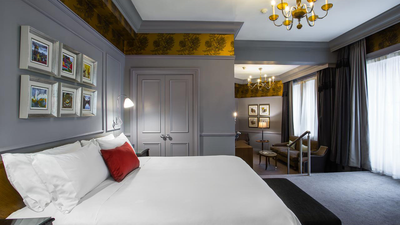 Waldorf Astoria – The Caledonian