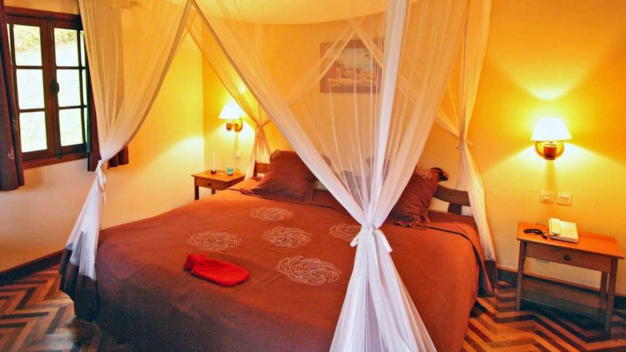 Vakona Forest Lodge