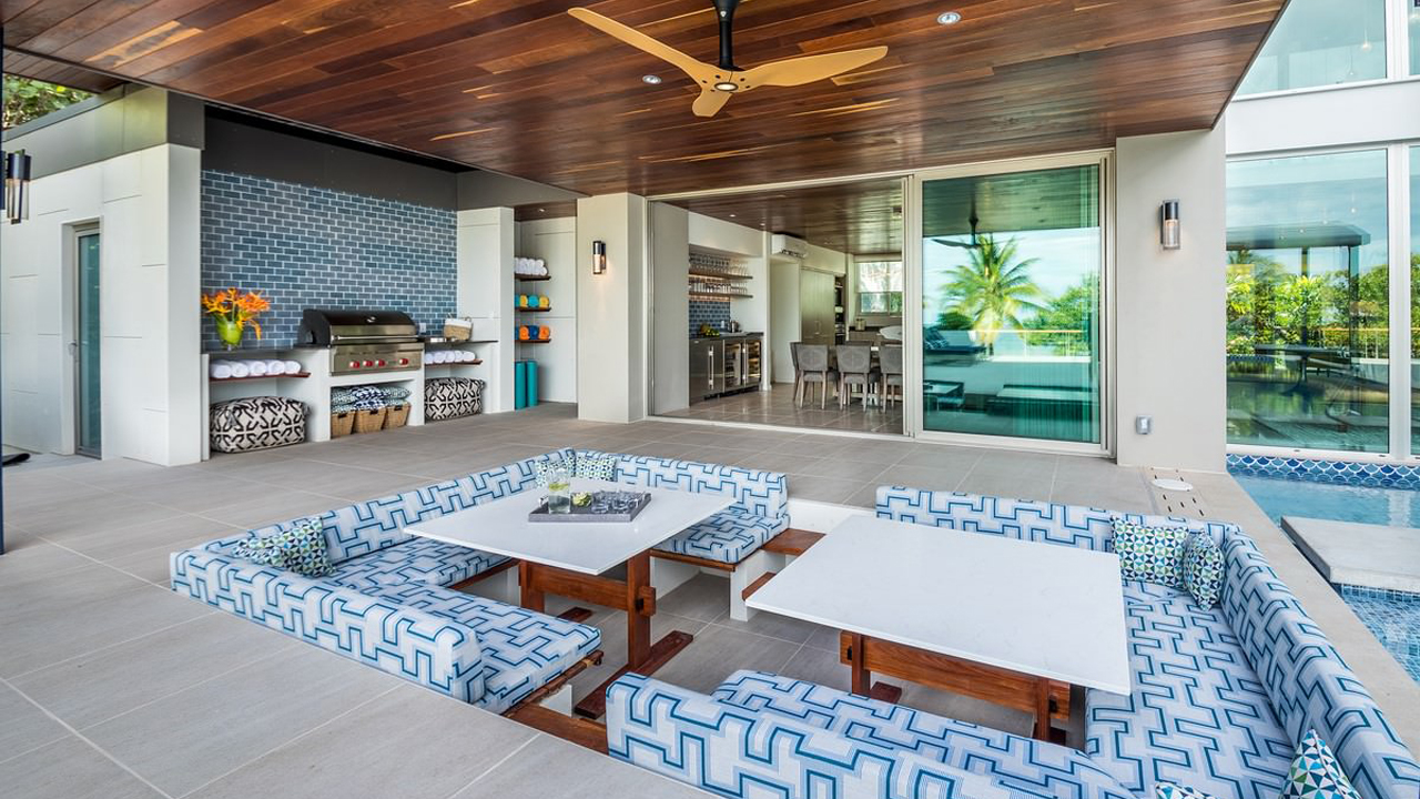 Naia Solvei Beach House