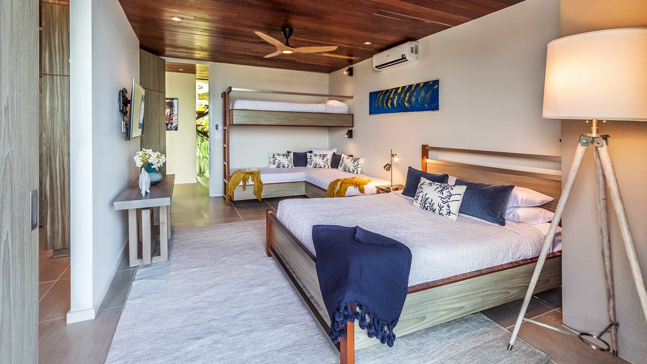 Naia Solvei Beach House