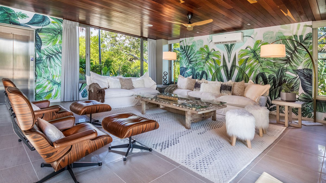 Naia Solvei Beach House