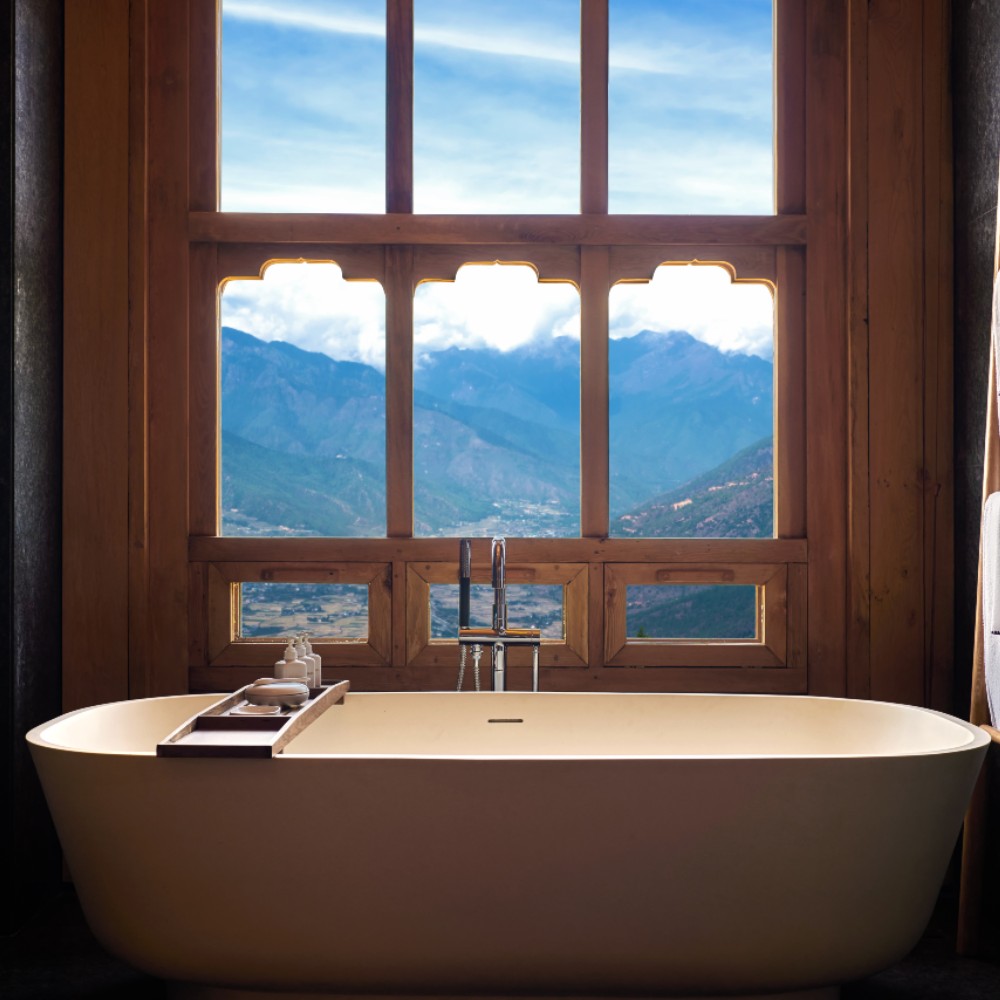 Six Senses Paro