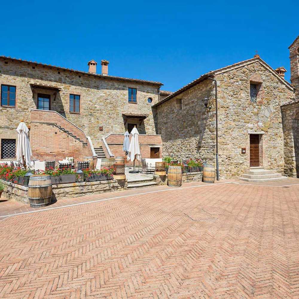 Castel Monastero