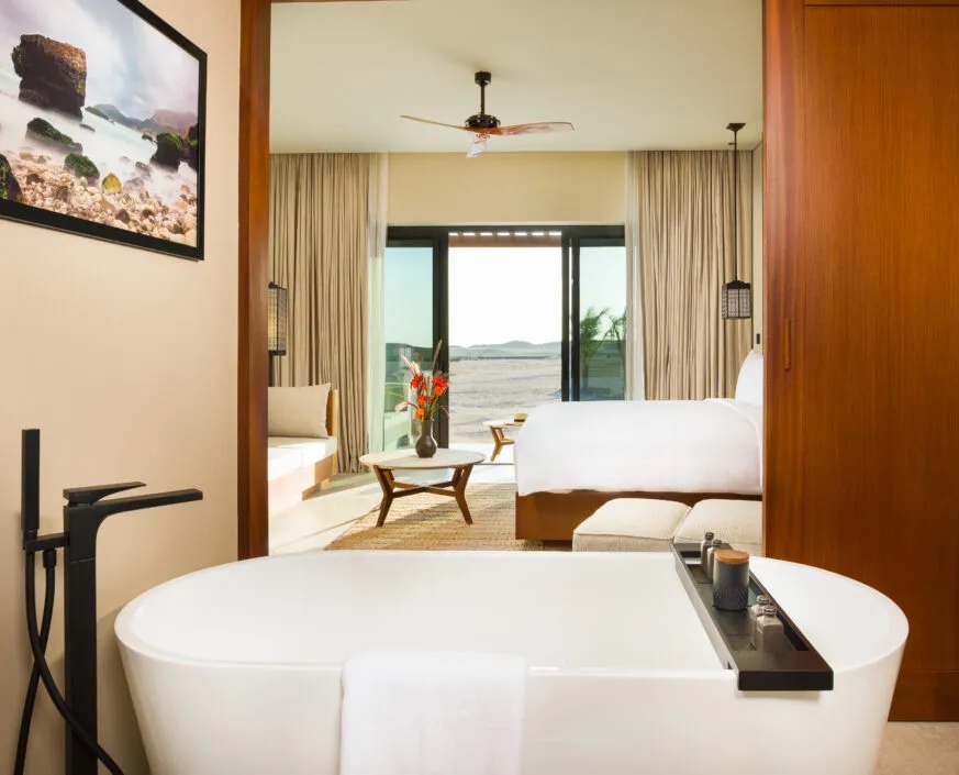 Alila Hinu Bay