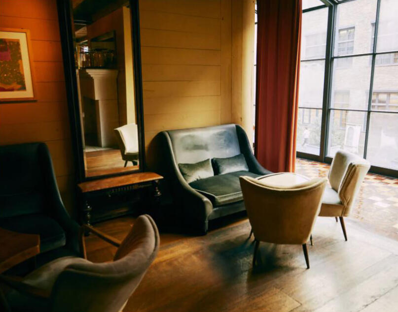 Room Tbilisi