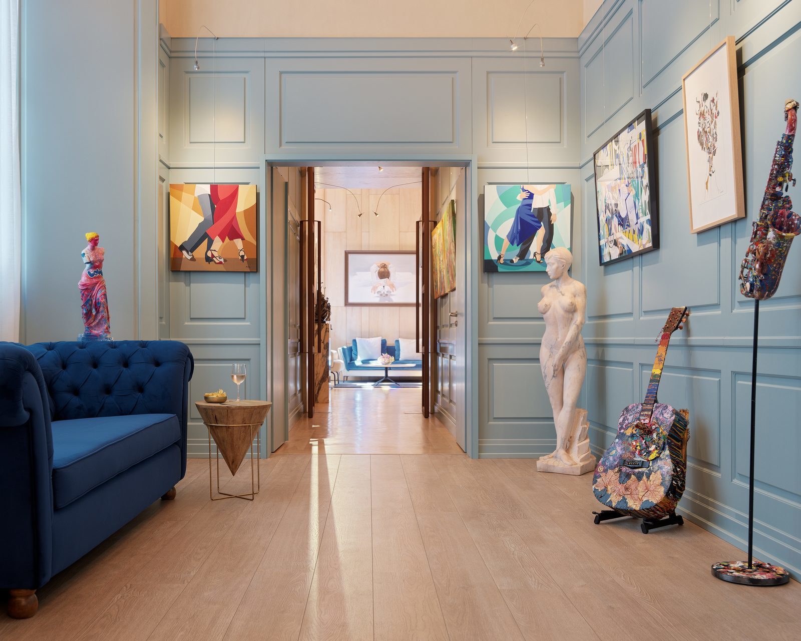 The art gallery at The One Palacio da Anunciada