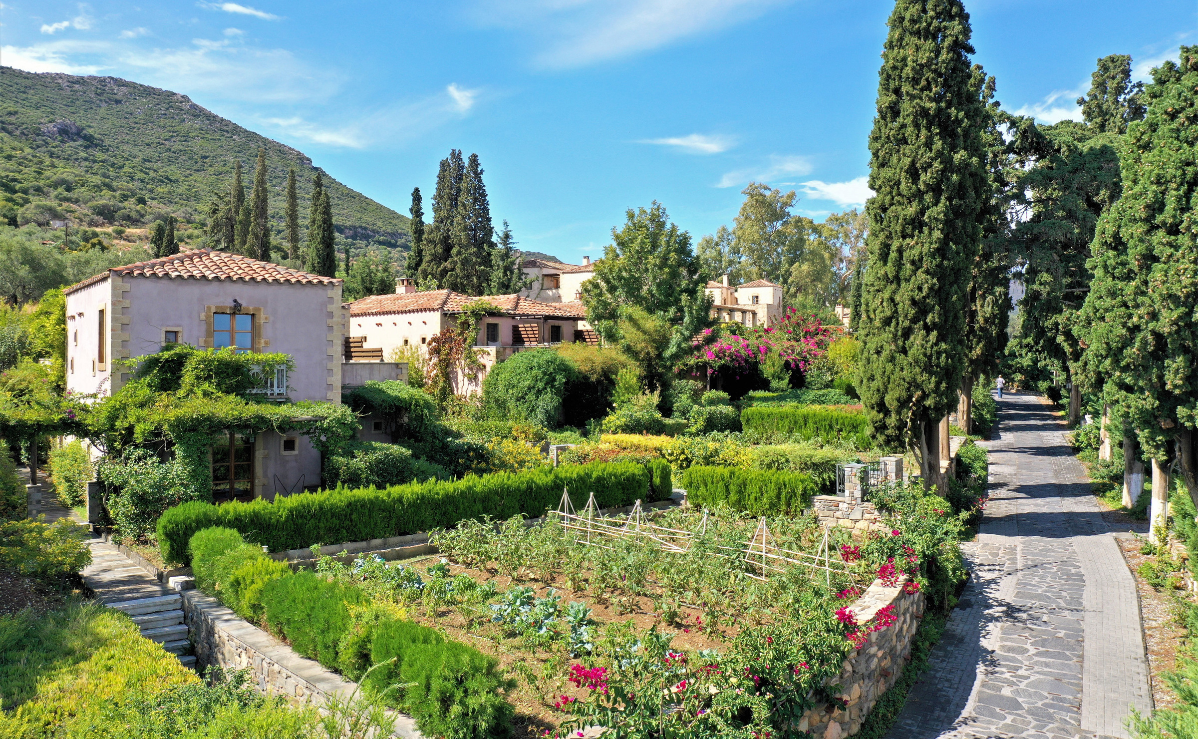 Kinsterna Hotel residences and organic garden