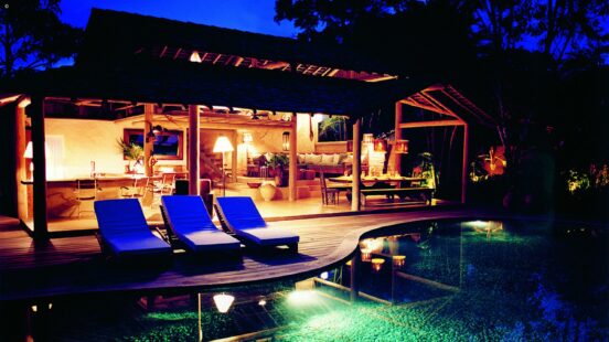 pool-uxua-trancoso-brazil