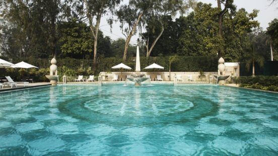 swimming-pool-the-imperial-delhi-india