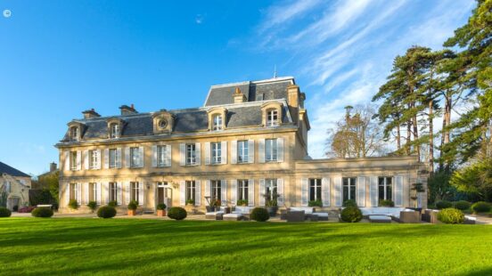 chateau-de-la-cheneviere-france