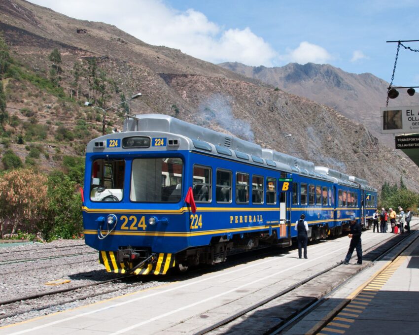 Vistadome Train from Machu Picchu to Ollanta station