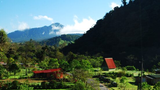 bajos-del-toro-costa-rica