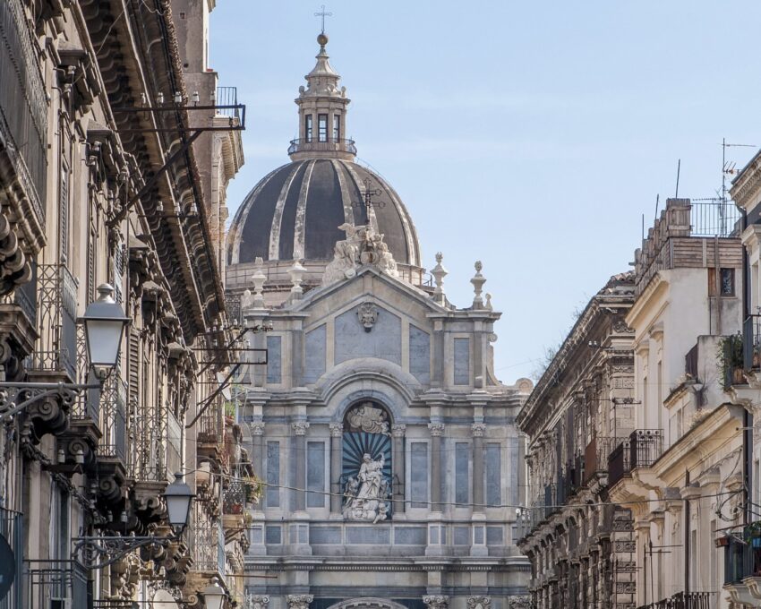 Private transfer to Noto via Catania
