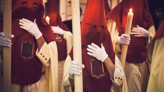 nazarenos-semana-santa-spain