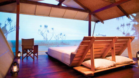 bamurru-plains-bungalow-bed-australia