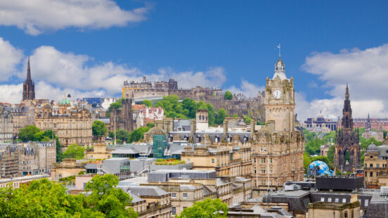 family-trips-to-ireland-and-scotland-ledinburgh-skyline-scotland